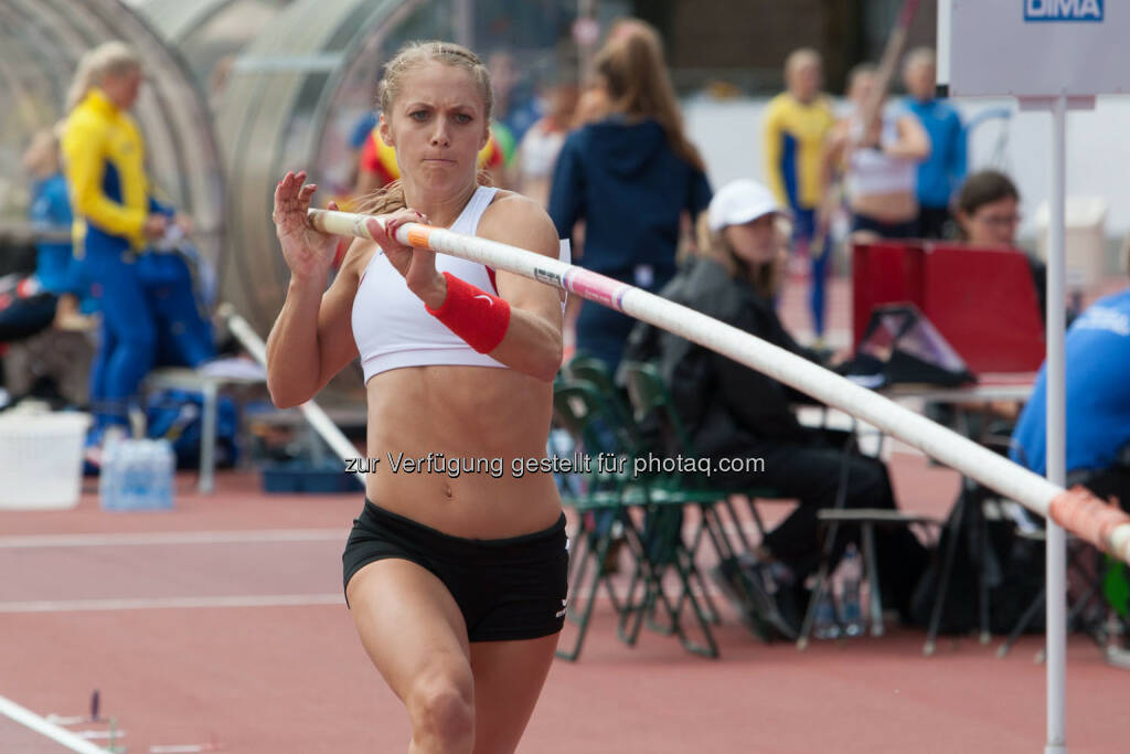 Kira Grünberg, Stabhoch (Bild: ÖLV/Coen Schilderman) (20.07.2015)