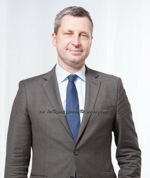 Robin Lemke : Kerkhoff Group wirbt High Potentials ab. Robin Lemke ist mit Wirkung zum 1. August 2015 Geschäftsführer bei der Kerkhoff Group GmbH. In dieser Funktion verantwortet Lemke gesellschaftsübergreifend neben dem Vertrieb auch das Personalmanagement :  © Kerkhoff Group GmbH, © Aussendung (05.08.2015) 