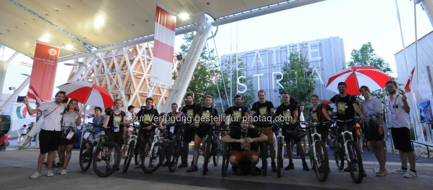 Mission Zero Emission - Mit Bike und Bahn zur Expo nach Mailand : Das neunköpfige Radteam aus Österreich war ausschließlich mit Bike und Bahn unterwegs. Die Mission Zero Emission ist eine Initiative von Expo 2015 Österreich und dem Alpenverein : Fotograf: Rene Sendlhofer/Fotocredit: Alpenverein