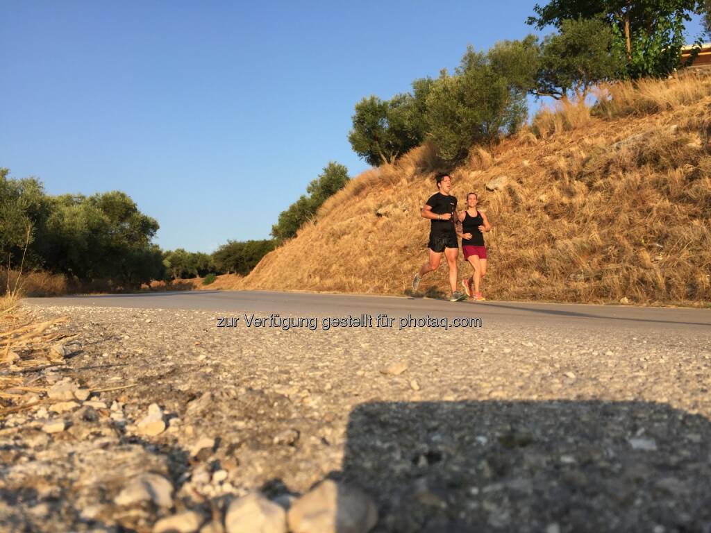 Jochen und Evelyn Gold, laufen, Griechenland (11.08.2015) 