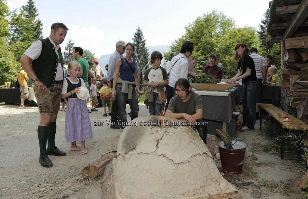 Hallstätter Salzberg : Archäologie am Berg 2015: Einblicke in die Erforschung des ältesten Salzbergwerks der Welt : Mitmachen, Ausprobieren, Entdecken! Gemeinsam mit den Salzwelten Hallstatt stellt das Naturhistorische Museum Wien von 22. bis 23. 8. 2015 die Forschungen am Hallstätter Salzberg vor : Fotograf: Kurt Kracher/Fotocredit: NHM Wien, © Aussender (19.08.2015) 