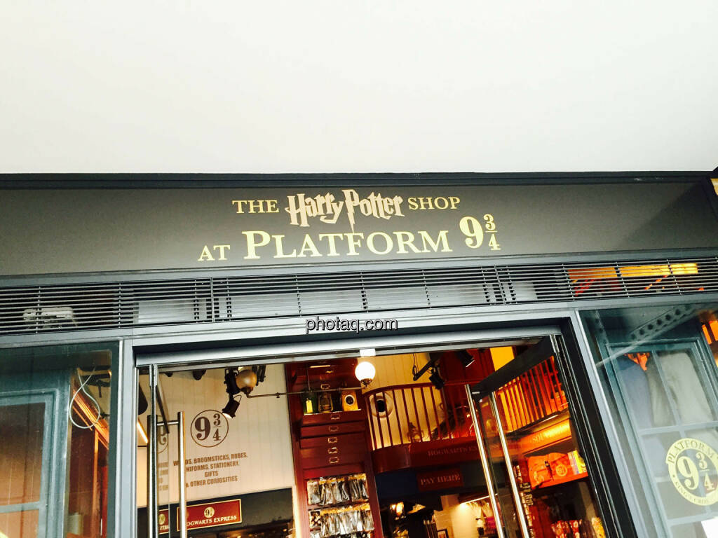 Harry Potter, Plattform 9 3/4, Shop, © photaq.com (21.08.2015) 