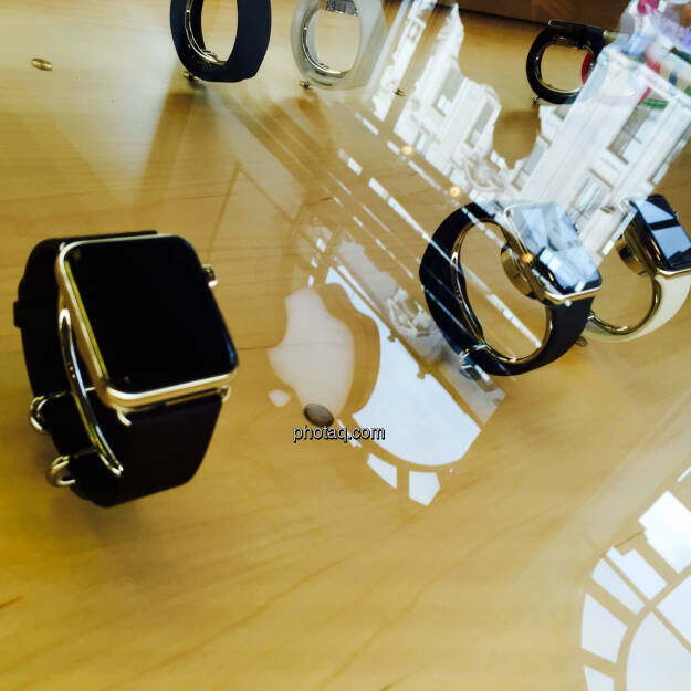 Apple Watch, Apple Logo, © photaq.com (24.08.2015) 