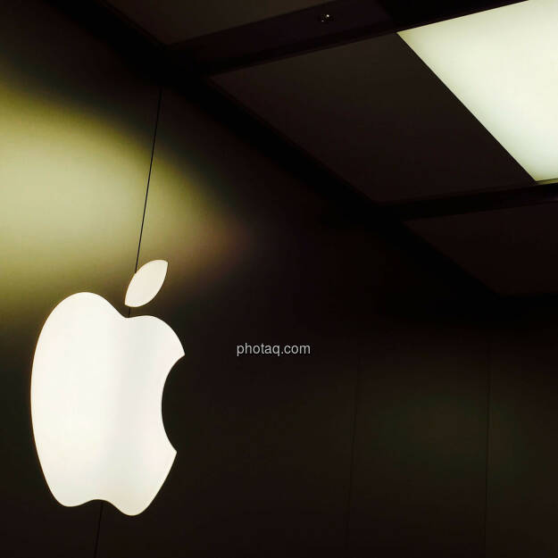 Apple Logo, © photaq.com (24.08.2015) 