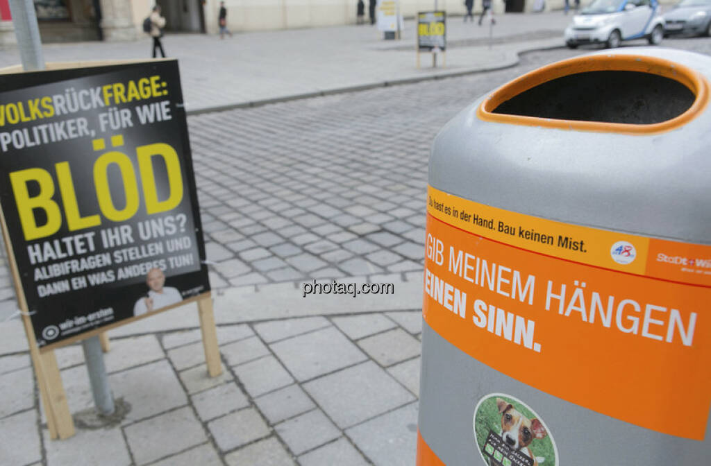 Mistkübel bzw. für wie blöd haltet Ihr uns? by Martina Draper (18.03.2013) 