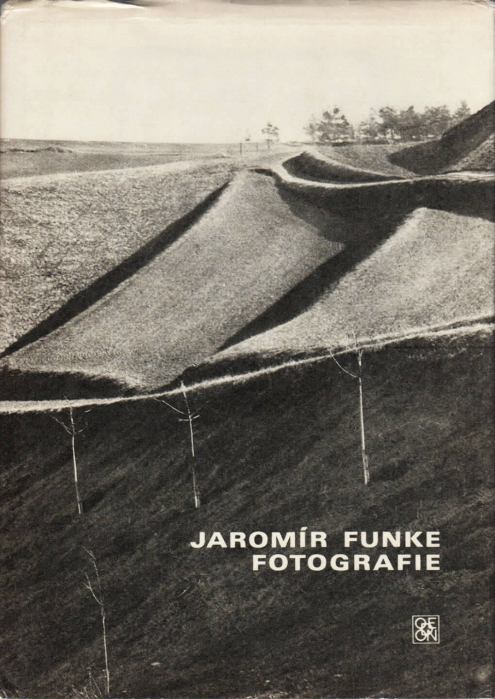 Jaromir Funke - Fotografie, Odeon 1970, Cover - http://josefchladek.com/book/jaromir_funke_-_fotografie