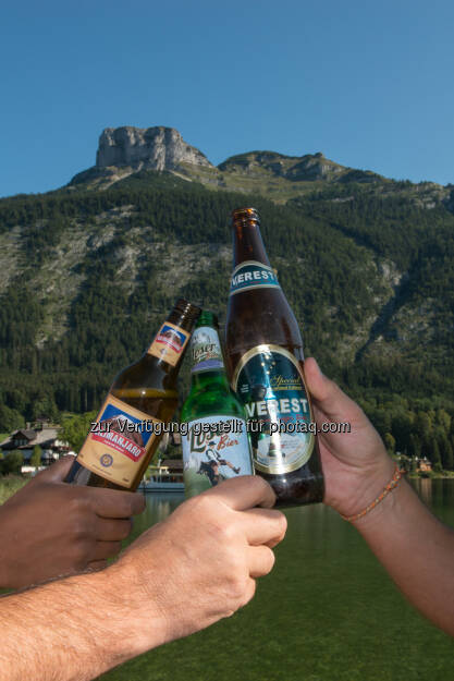 Loser, Ausseerland : Kilimandscharo Bier, Loser Bier, Mount Everest Bier : Bier Gipfel im Ausseerland : Das Everest Bier und das Kilimandscharo Bier bieten, ebenso wie das Loser Bier, Biergenuss auf höchster Ebene : Auf allen drei Bergen wird jeder Gipfelsieg mit einem eigenen Bier belohnt : Fotograf: Martin Baumgartner/Fotocredit: Loser Bergbahnen, © Aussender (28.08.2015) 