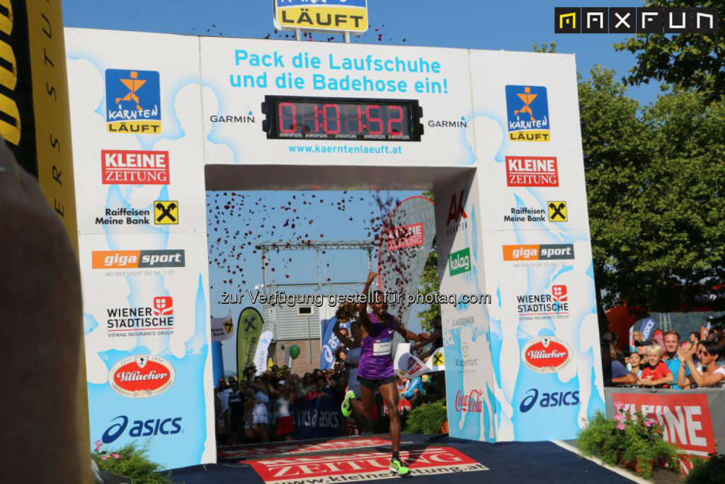Kärnten läuft, Laban Korir (KEN), Sieger Halbmarathon, © MaxFun Sports (31.08.2015) 