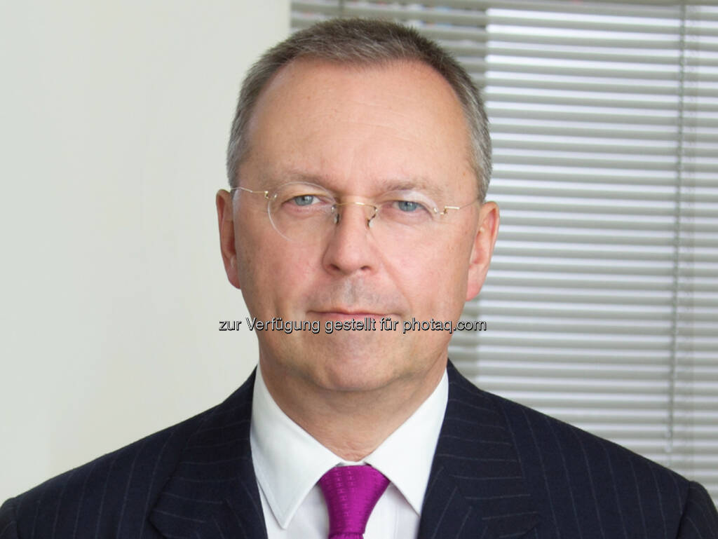 Michael Kutschera (Partner Corporate/M&A) : Binder Grösswang berät Card Complete bei Erwerb der DC Bank von der UniCredit Bank Austria : (c) Binder Grösswang Rechtsanwälte GmbH , © Aussendung (09.09.2015) 