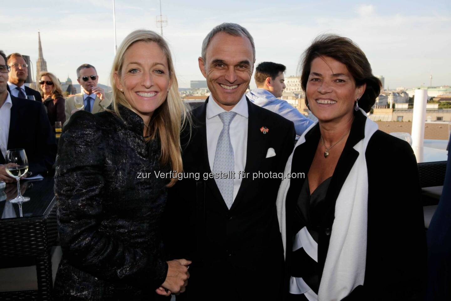 US-Botschafterin Alexa Wesner, AmCham Austria zählt Präsident und Hilton Country General Manager Austria Norbert B. Lessing, Daniela Homan