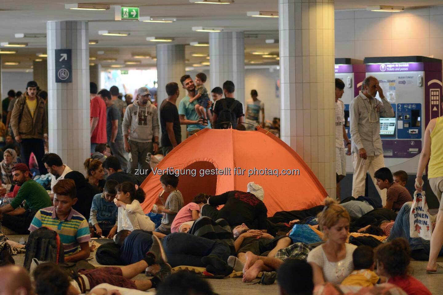 Flüchtlinge auf dem Budapester Keleti Bahnhof - September 2015 : Fotocredit: Attila Jandi/ Shutterstock.com