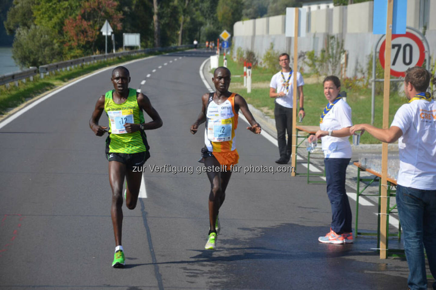 Kongin Bonifaze (KEN), 2. Platz Wachau Halbmarathon, Bett Benard (KEN), Run2gether, Sieger Wachau Halbmarathon