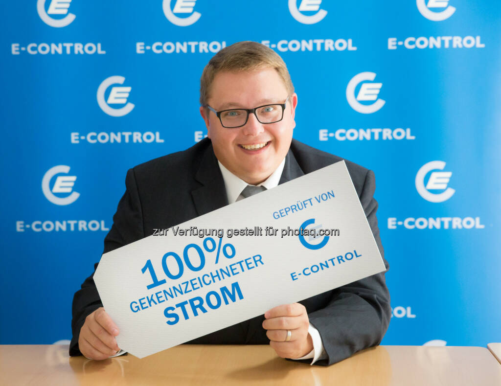 Martin Graf  (E-Control-Vorstand) : „Österreichs Stromkunden waren 2014 de facto atomstromfrei, der Strom war nahezu vollständig gekennzeichnet“ : © Anna Rauchenberger, © Aussendung (21.09.2015) 