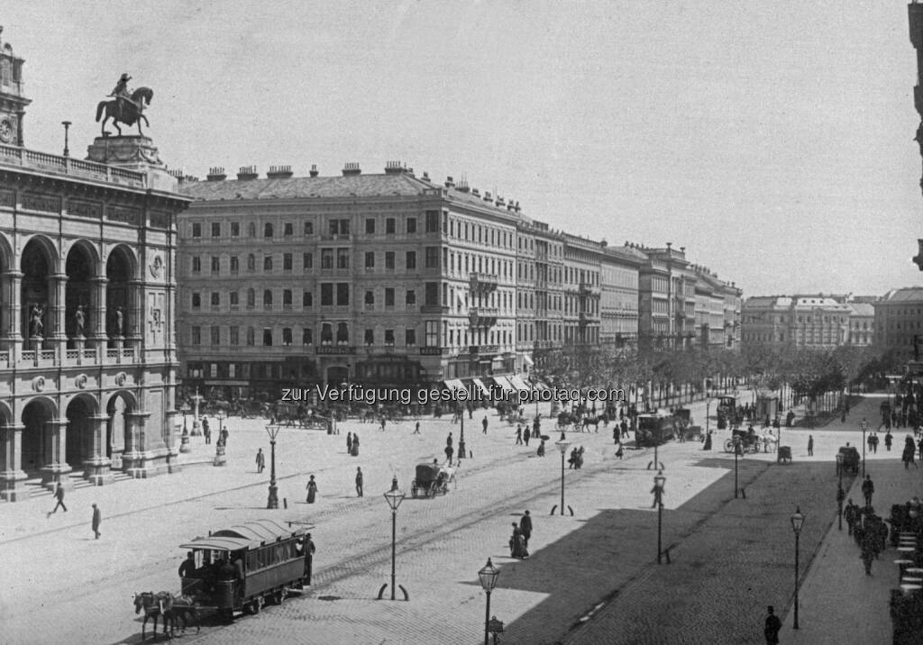 Die Wiener Pferdetramway : 150 Jahre Wiener Tramway: W24 bringt Europas größtes Straßenbahnfest ins Fernsehen : Am Sonntag, den 27.09., sendet das Wiener Stadtfernsehen ab 17:00 Uhr direkt von der historischen Jubiläumsfeier der Wiener Linien : © Wiener Linien, © Aussendung (24.09.2015) 