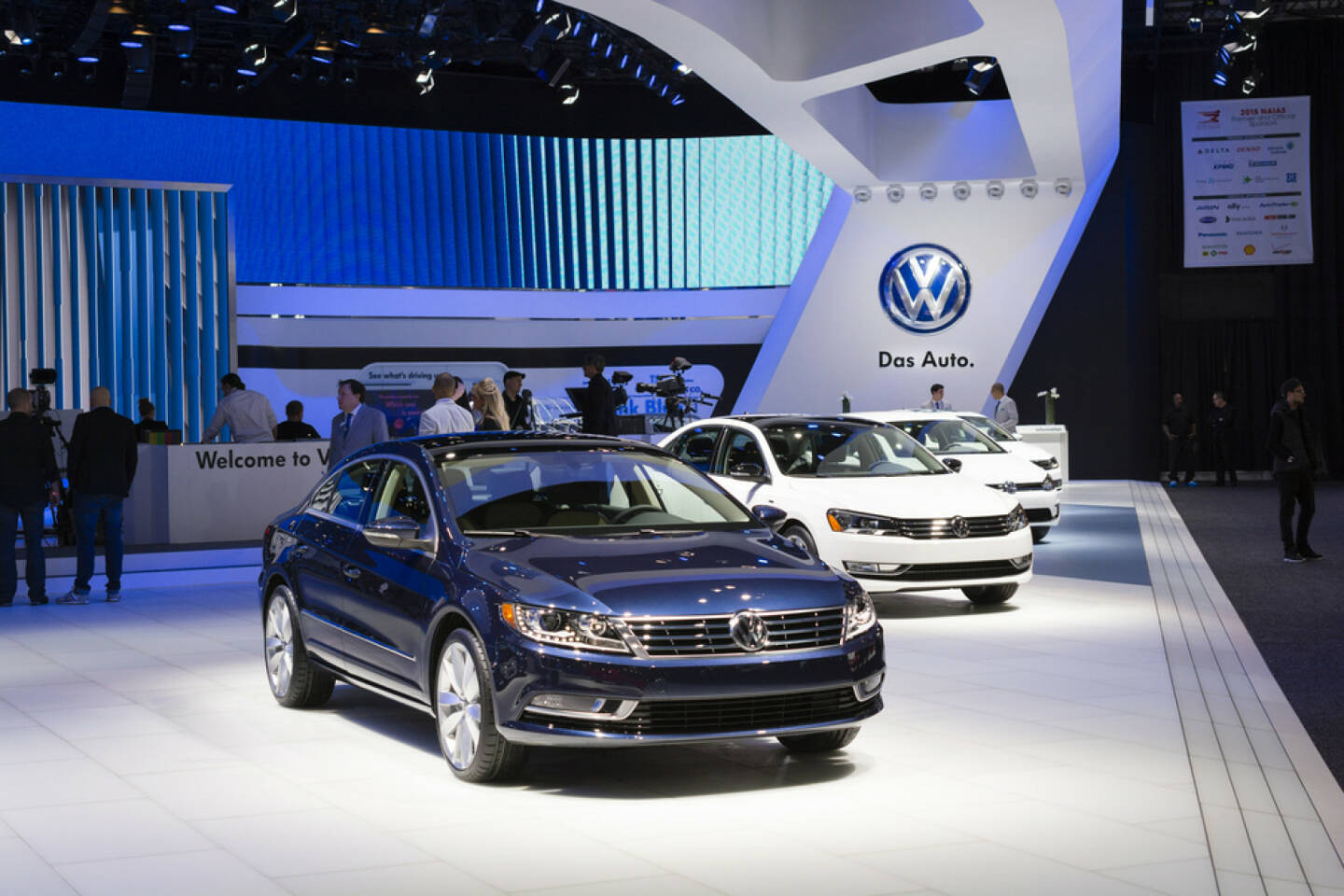 VW, Volkswagen, <a href=http://www.shutterstock.com/gallery-2206202p1.html?cr=00&pl=edit-00>Ed Aldridge</a> / <a href=http://www.shutterstock.com/editorial?cr=00&pl=edit-00>Shutterstock.com</a>, Ed Aldridge / Shutterstock.com