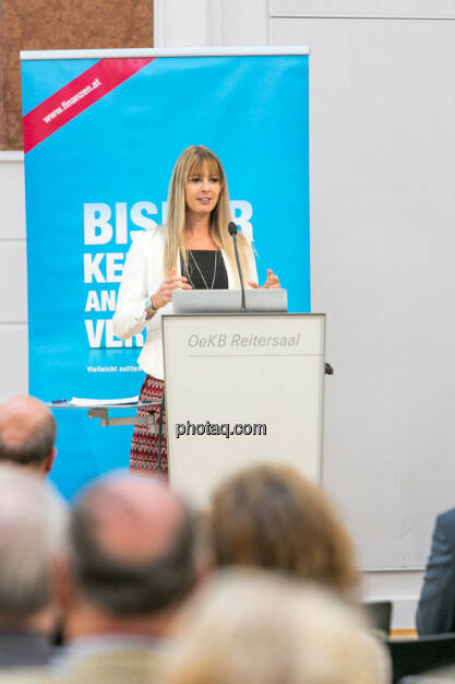 Nina Bergmann (finanzen.at/Springer), © photaq/Martina Draper (01.10.2015)