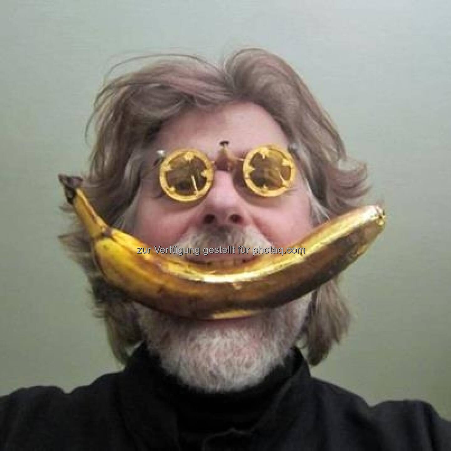Social Gold Banana https://www.facebook.com/bananingofficial