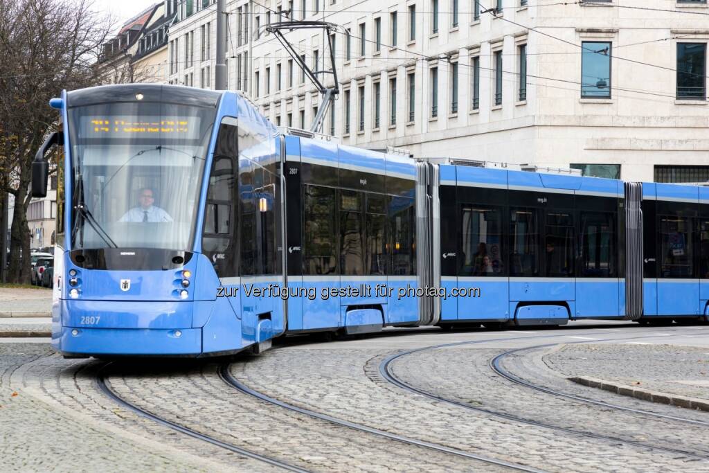 Tram Typ Avenio in München : München bestellt Straßenbahnen bei Siemens, gebaut werden die Straßenbahnen im Siemens-Werk in Wien : © Siemens, © Aussendung (02.10.2015) 
