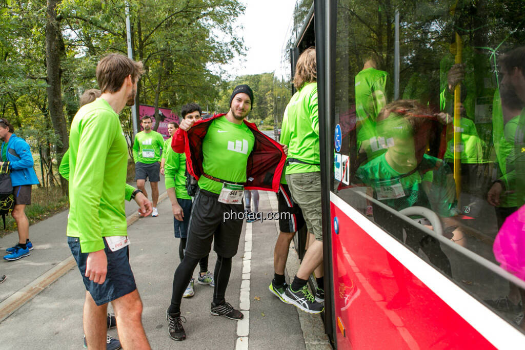 Team wikifolio Runplugged Runners, © Martina Draper/photaq (04.10.2015) 