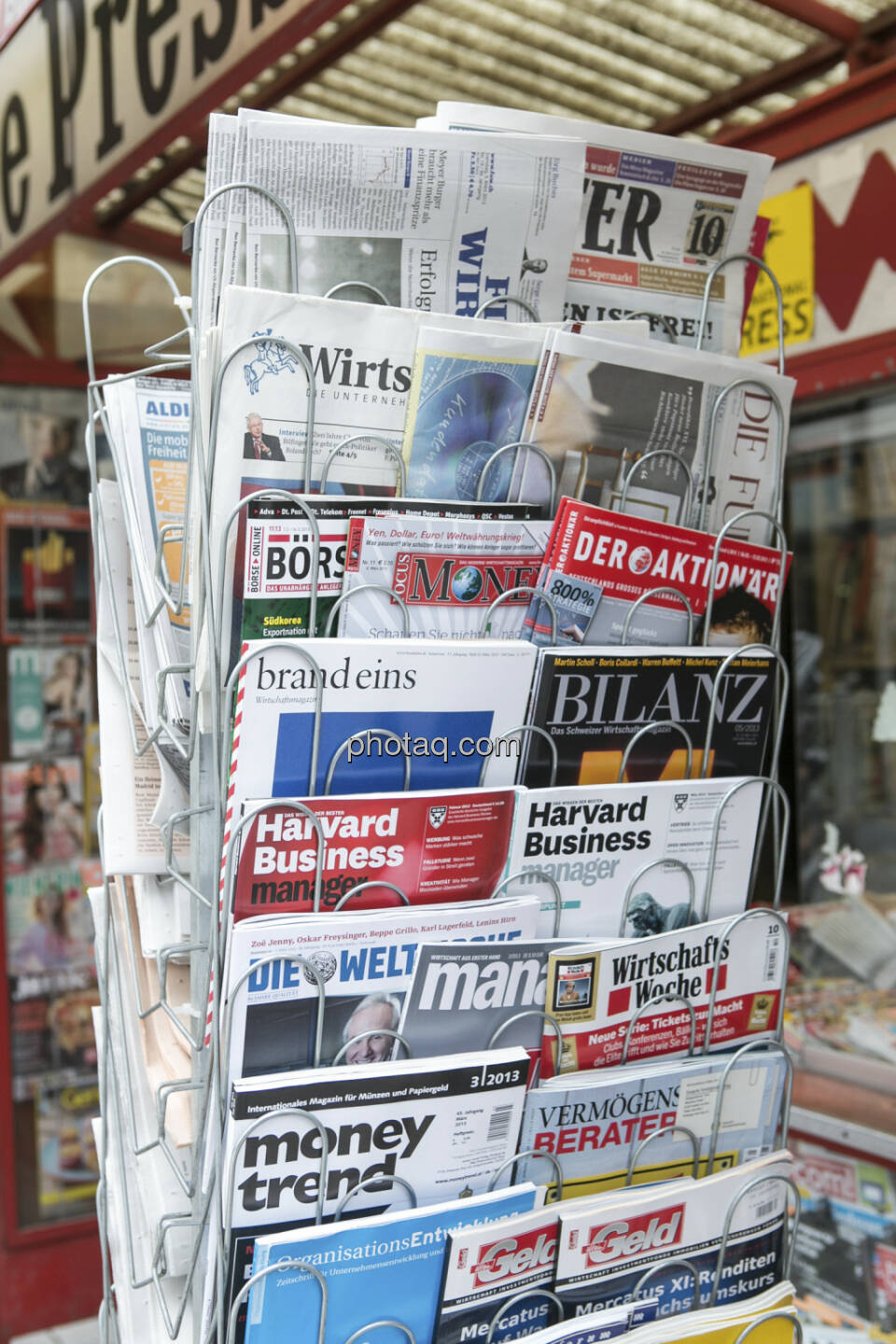 Zeitungen, Kiosk, Media