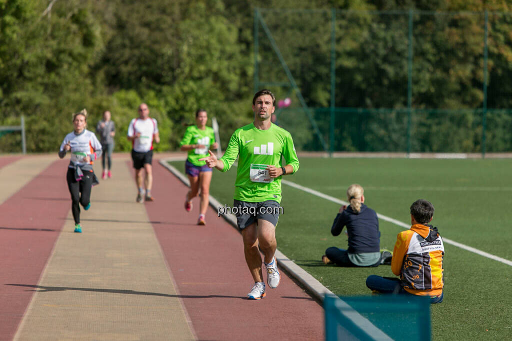 Team wikifolio Runplugged Runners, © Martina Draper/photaq (04.10.2015) 