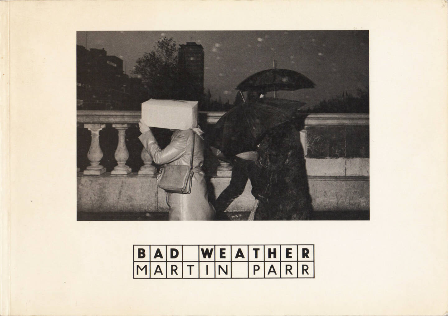 Martin Parr - Bad Weather, Zwemmer 1982, Cover - http://josefchladek.com/book/martin_parr_-_bad_weather