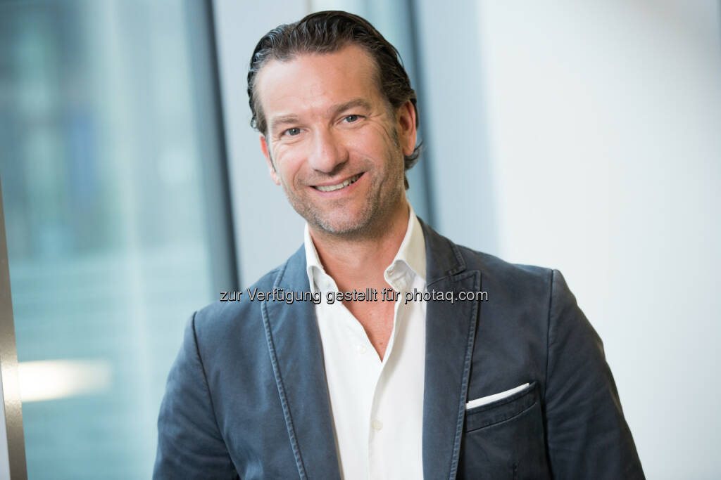 Oliver Krizek, Eigentümer und Geschäftsführer der Navax Unternehmensgruppe - Navax ist Microsoft Business Solutions Partner of the Year 2015 (Bild: Navax), © Aussender (13.10.2015) 