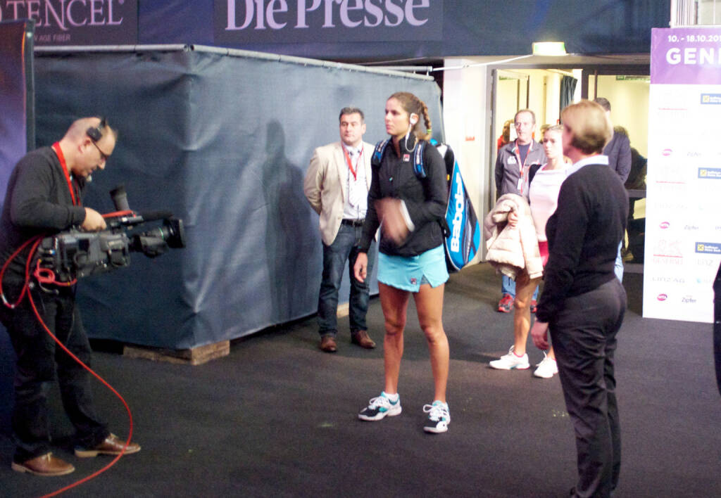 Julia Görges Entree (14.10.2015) 