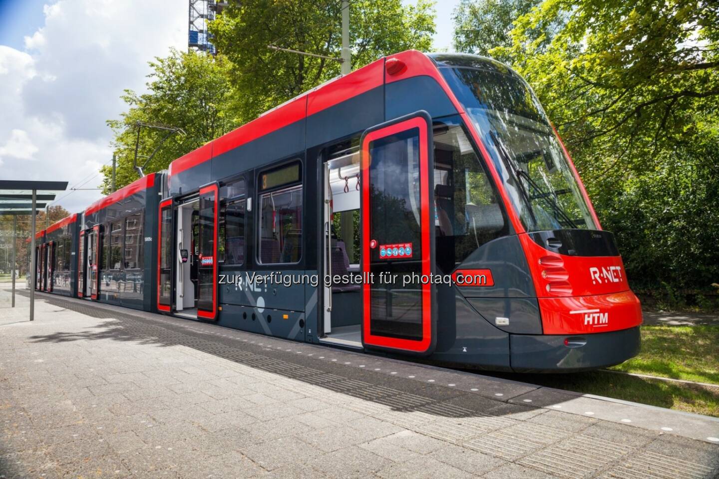 Avenio, Den Haag : Straßenbahn Avenio nimmt in Den Haag Betrieb auf : Insgesamt 60 Straßenbahnen bei Siemens bestellt : Fertigung im Siemens-Werk in Wien Simmering : Drehgestelle kommen aus Graz : © Siemens AG