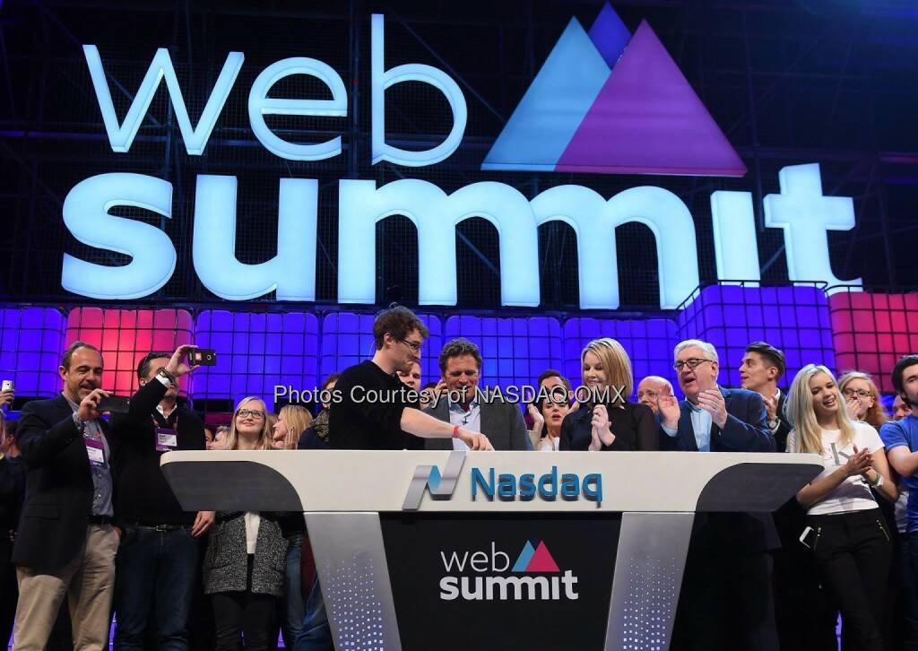 Web Summit rang the Nasdaq Closing Bell live from Dublin!  Source: http://facebook.com/NASDAQ (05.11.2015) 