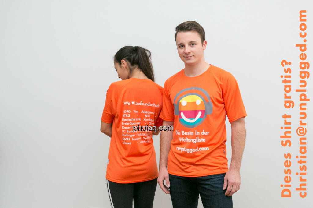 Dieses Shirt gratis? christian@runplugged.com (Selbstabholung), © Martina Draper/photaq (05.11.2015) 