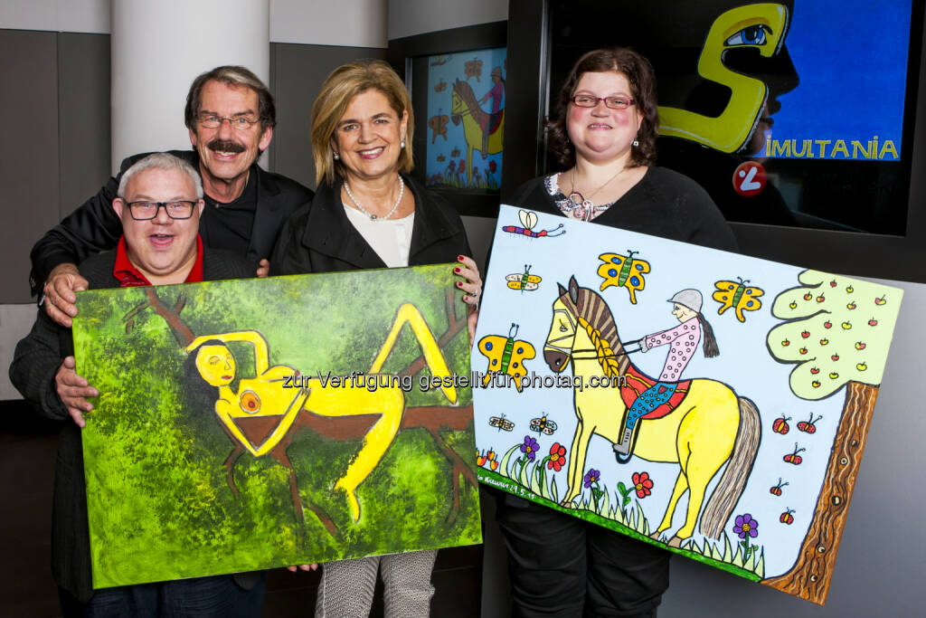 Andreas Lappi (Preisträger), Helmuth A. Ploschnitznigg (Initiator des Kunstpreises), Bettina Glatz-Kremsner (Vorstandsdir. Österr. Lotterien), Barbara Kreuzer (Preisträgerin) :  „Simultania Kunstpreis Österreich 2015“ - gelebte Inklusion : Die Österreichischen Lotterien unterstützen im Rahmen ihres sozialen Engagements bereits zum dritten Mal den einzigartigen „Simultania Kunstpreis Österreich“ : Fotocredit: Österreichische Lotterien/Achim Bieniek, © Aussendung (12.11.2015) 