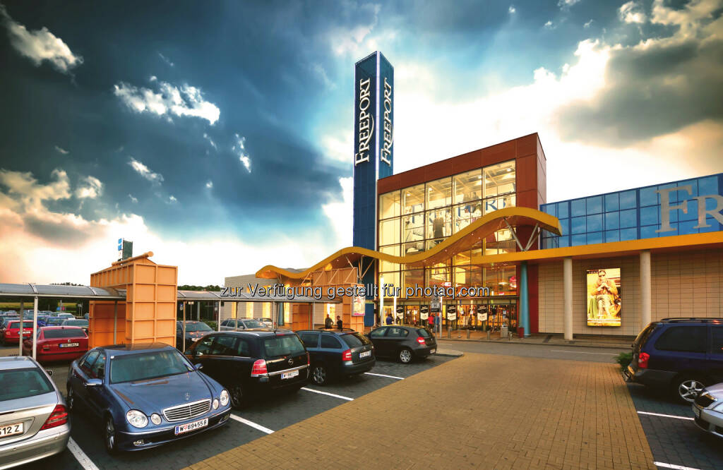Freeport Fashion Outlet, Parndorf : Investoren des Fashion Outlet Parndorf erwerben das Freeport Fashion Outlet : ROS Retail Outlet Shopping ist neuer Betreiber des rund 22.400 Quadratmeter großen Outlet Centers : Fotocredit: Freeport Fashion Outlet, © Aussendung (16.11.2015)
