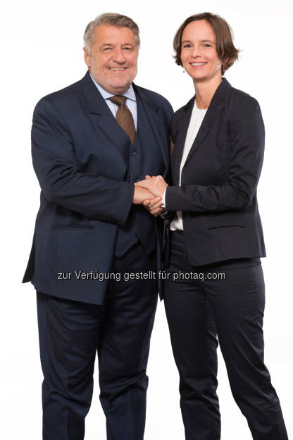 Otto Ordelt, Ingrid Janker: Neue Geschäftsführerin Knauf GmbH für Österreich und Slowenien : Otto Ordelt hat nach über 12 Jahren die Geschäftsführung der Knauf GmbH zurückgelegt : Fotocredit: Stephan Huger/Knauf, © Aussendung (19.11.2015) 