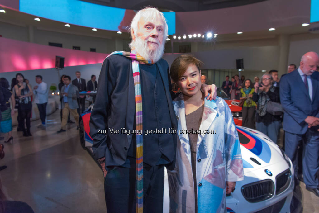 John Baldessari, Cao Fei, Guggenheim Museum, New York : Die neuen BMW Art Car Künstler : Beide Künstler werden im nächsten Jahr einen BMW M6 GT3 gestalten, der 2017 museal präsentiert wird und sich ebenfalls auf der Rennstrecke bewähren muss.© BMW Group, © Aussendung (20.11.2015) 