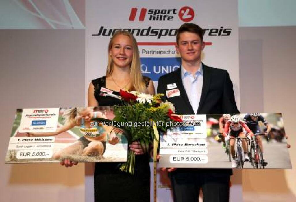 Der Sporthilfe-Jugendsportpreis 2015 wurde an die Leichtathletin Sarah Lagger und den Radsportler Felix Gall verliehen. Als offizieller Partner möchten wir den beiden zu ihrer hervorragenden Leistung gratulieren und wünschen ihnen weiterhin viel Erfolg.

Fotocredits: Sporthilfe/GEPA Pictures  Source: http://facebook.com/uniqa.at (25.11.2015) 