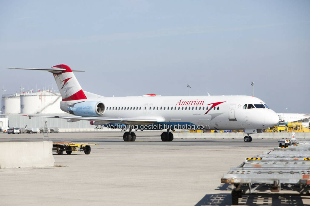 Fokker 100 : Austrian Airlines hat mit der australischen Bedarfsfluggesellschaft Alliance Aviation Services Limited einen Vertrag über den Verkauf der gesamten Fokker-Flotte unterschrieben : 15 Fokker 100 und 6 Fokker 70 zu 15 Millionen US Dollar verkauft : Die ATB, Technik Tochter der Austrian Airlines in Bratislava, übernimmt die Wartung : © Austrian Airlines, © Aussendung (25.11.2015) 