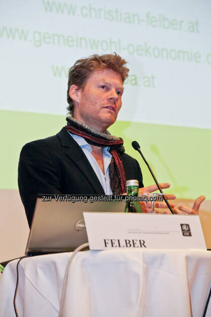 Christian Felber (Autor, freier Publizist, Mitbegründer von Attac Österreich “Die Welt braucht gemeinwohlorientierte Banken“), (C) Astrid Bartl für IIR (28.03.2013) 