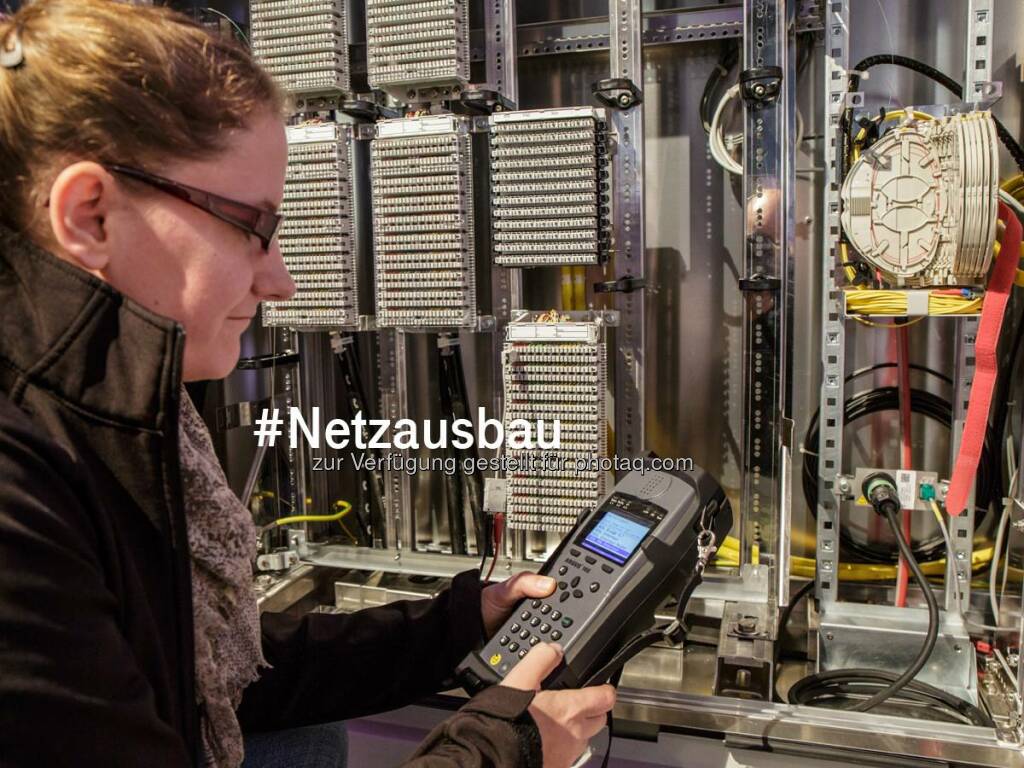 Wir bauen für Euch aus! 
Ab sofort in Amt Döbern, Glauchau und Elsterwerda mit bis zu 50 MBit/s surfen. Unsere aktuellen Netzausbaupläne findet Ihr unter www.telekom.de/breitbandausbau-deutschland ^lena  Source: http://facebook.com/deutschetelekom (29.11.2015) 