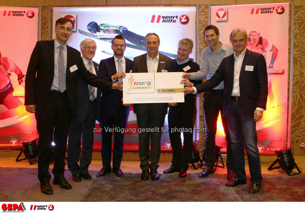 Johann Martin Schachner, Manfred Dimmy, Daniel Zuber, Anton Schutti (Sporthilfe), Thomas Schweda, Christoph Stadler and Wolgang Hoetschl (Kellys) (Photo: GEPA pictures/ Christian Ort), © Sporthilfe/GEPA (01.12.2015)