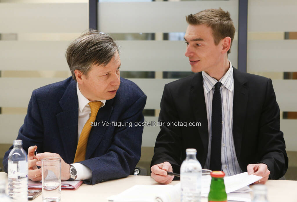 Heinrich Traumüller (li.) im Gespräch mit SC Gunter Mayr (re.), © BMF (29.03.2013) 