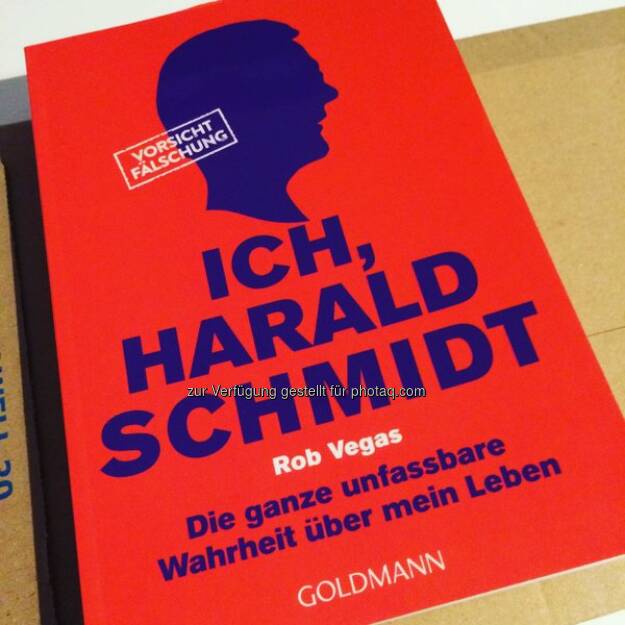 Warum müssen Sie dieses Buch unbedingt haben? Der beste Grund erhält ein Exemplar geschenkt.(Ende 11.12.15 13 Uhr) http://twitter.com/BonitoTV/status/673914930417016833/photo/1  Source: http://twitter.com/BonitoTV (08.12.2015) 