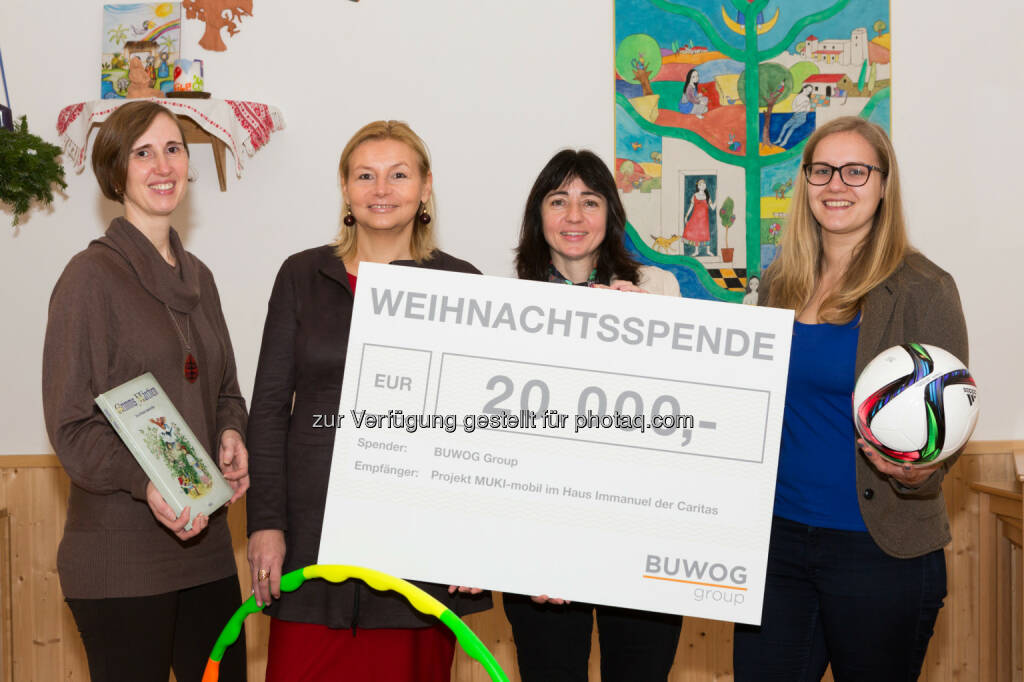 Silke Schärf (MUKI-mobil), Ingrid Fitzek (Buwog), Christine Polesny (Haus Immanuel), Simone Modelhart (Caritas) : Buwog-Weihnachtsspende über 20.000 Euro für Projekt „MUKI-mobil“ der Caritas : Copyright: Buwog/Stephan Huger, © Aussender (10.12.2015) 