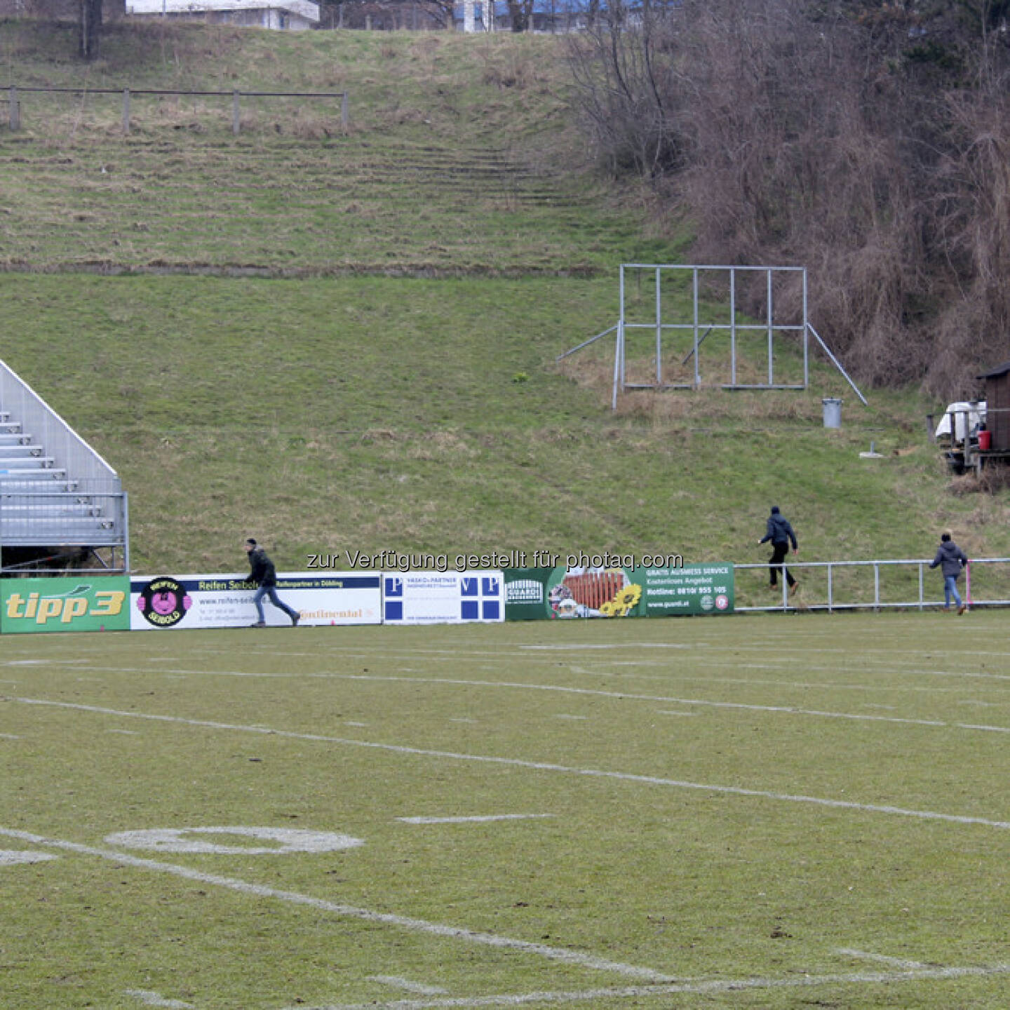 philoro hatte am 29. März zur Schatzsuche im Stadion der Hohen Warte eingeladen. Es ging um einen Schatz aus purem Gold, Wert mehr als 1500 Euro. Hier Bilder von der Schatzsuche.