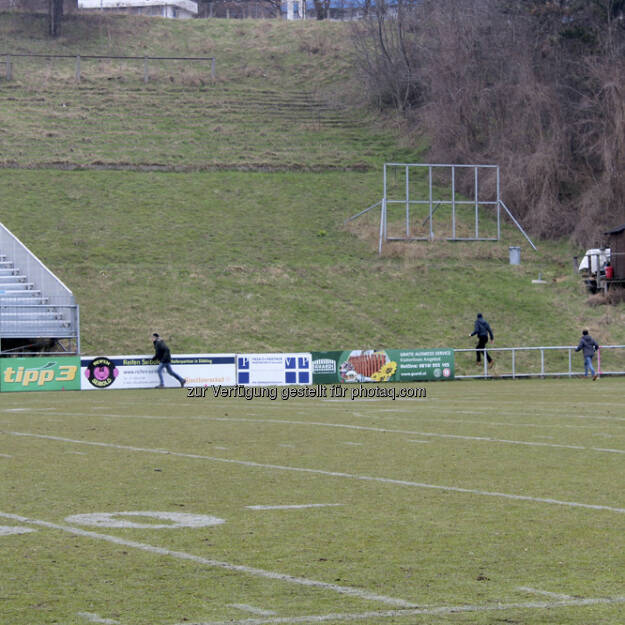 philoro hatte am 29. März zur Schatzsuche im Stadion der Hohen Warte eingeladen. Es ging um einen Schatz aus purem Gold, Wert mehr als 1500 Euro. Hier Bilder von der Schatzsuche., © <a href=