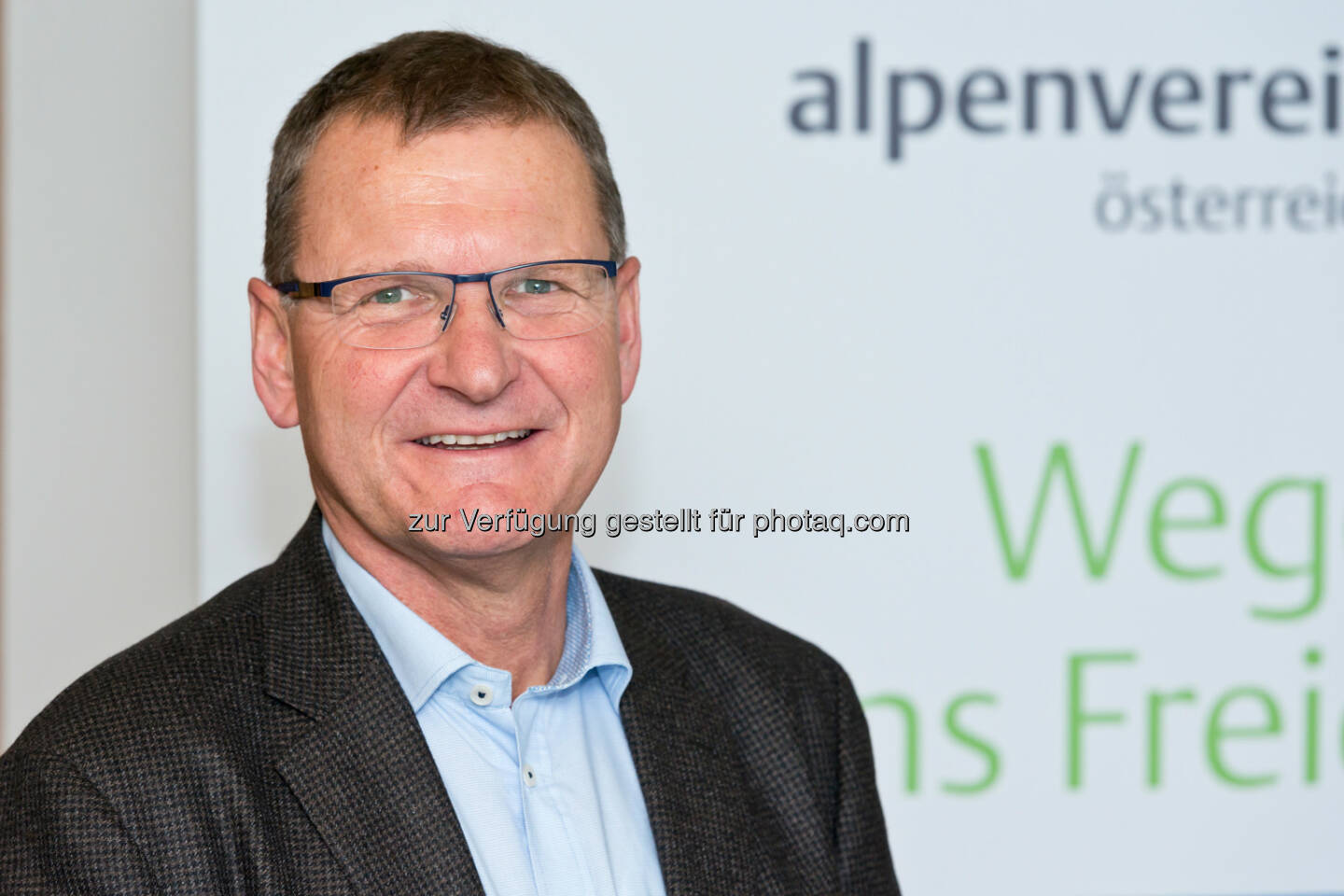 Andreas Ermacora (Alpenvereinspräsident) : Alpenverein schafft die halbe Million : Der größte alpine Verein Österreichs begrüßt sein 500.000stes Mitglied : Fotocredit: Alpenverein/Freudenthaler