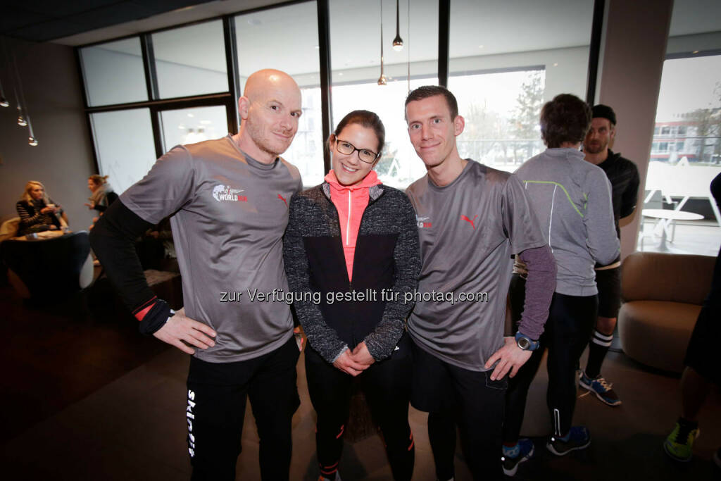 Participants at the Wings for Life World Run event in Munich 23rd of January 2016, Thomas Rottenberg on the left  (Bild: Daniel Grund) (24.01.2016) 