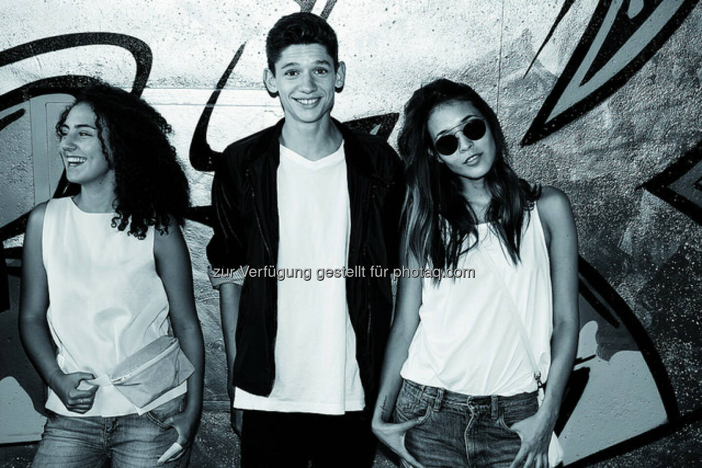 Lehrlingssuche bei T-Mobile : Österreichweit 35 Lehrlinge für das Lehrjahr 2016/17 gesucht : 138 T-Mobile-Absolventen in den letzten 10 Jahren : Ein Drittel der Lehrstellen geht an jugendliche Flüchtlinge : Fotocredit: T-Mobile