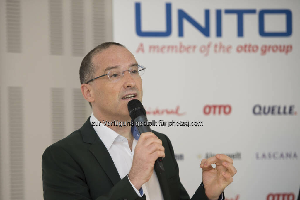 Harald Gutschi, Geschäftsführer der Unito-Gruppe : Mehr Umsatz mit Möbeln : Unito-Gruppe wächst im Living-Segment um 15 Prozent : Fotocredit: Unito Versand & Dienstleistungen/Hörmandinger, © Aussender (02.02.2016) 