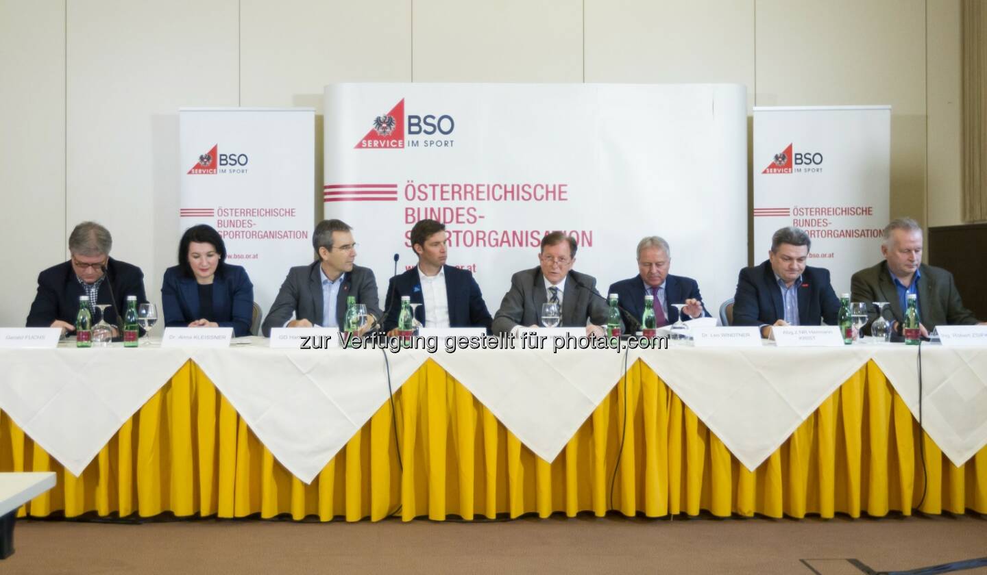 Gerald Fuchs, Anna Kleissner, Hartwig Löger, Benjamin Raich, Herbert Kocher, Leo Windtner, Hermann Krist, Robert Zsifkovits : Österreichische Bundes-Sportorganisation (BSO) präsentiert Studie : Müssen Potenzial von Sport und Bewegung endlich ausschöpfen : Fotocredit: Martin Steiger